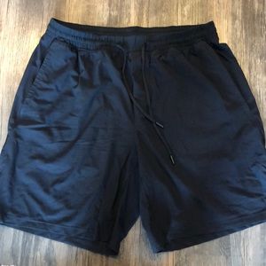 Men’s Lululemon Shorts Size XL